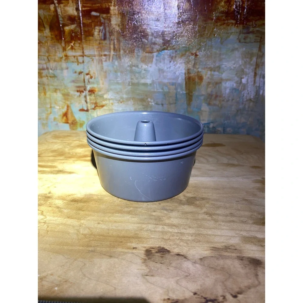 Set of‎ 4 Mini Angel Food Cake Pans 4 Inch Removable Bottom Non-Stick Gray Metal